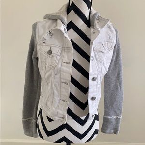 Aeropostale XS White Distressed Jean Jacket